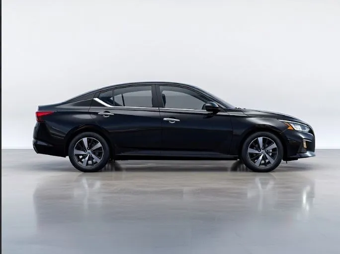 2025 Nissan Altima
